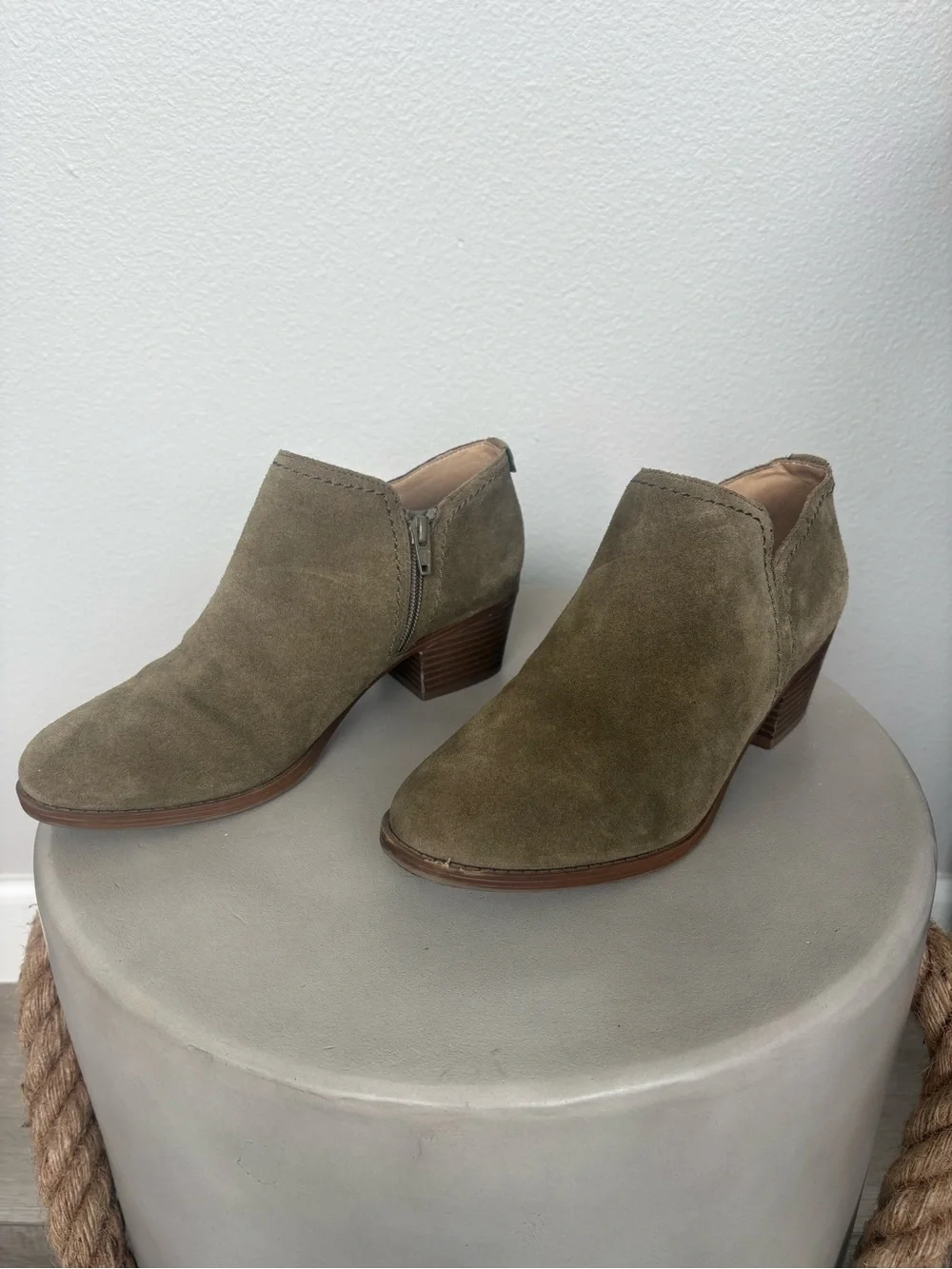 Naturalizer | Green Suede Bootie | Sz 8.5 | Good Condition
